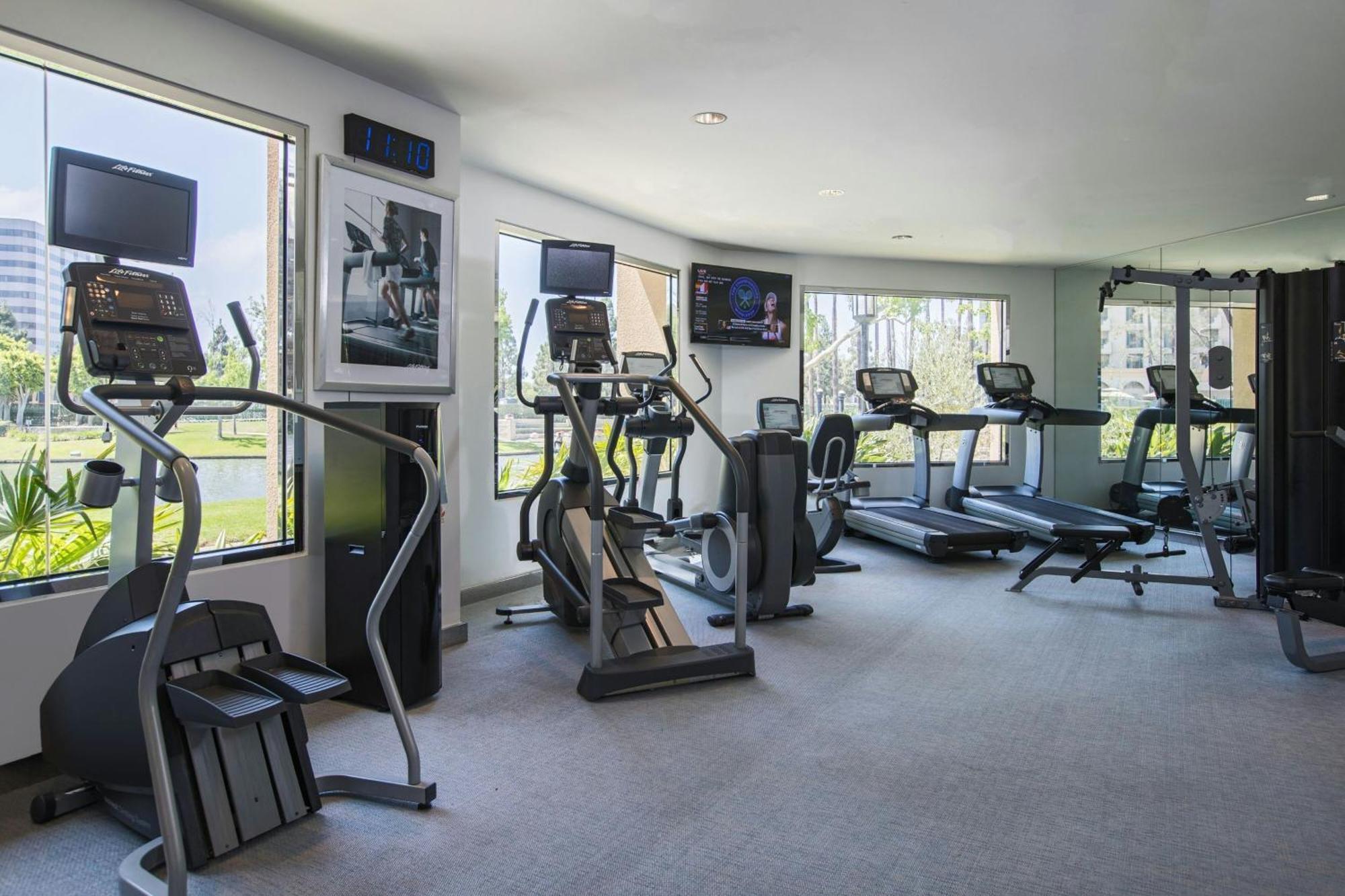 Avenue Of The Arts Costa Mesa, A Tribute Portfolio Hotel Екстер'єр фото